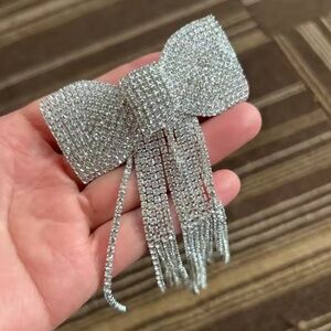Dazzling Rhinestone Bow Hair Accessory